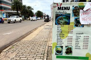 自国通貨キップが暴落するラオス、現地の人々は「3つの通貨」をどう使い分けている？〈海外便り〉