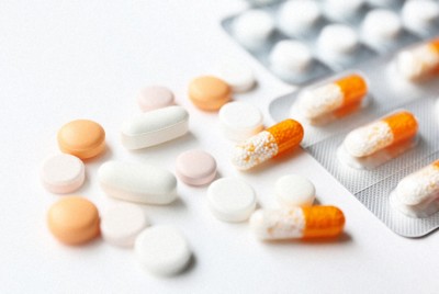 ロキソニン、アレグラも　OTC類似薬、追加負担検討の医薬品判明