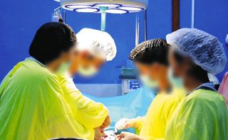 「軍の弾圧を排除しない限り」&hellip;ミャンマーの避難民をひそかに支えるジャングルの病院で、医師が苦境を訴え