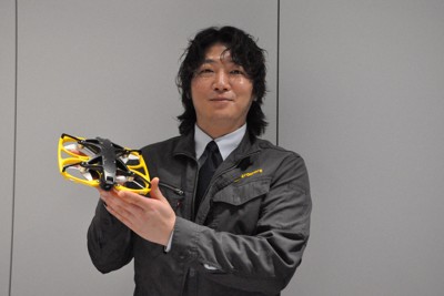 倒壊した家屋や原子炉内部にも　活躍広げる小型ドローン企業の思い