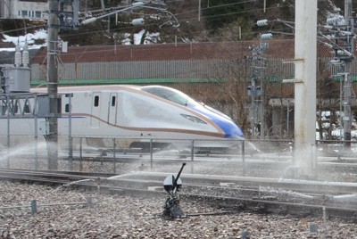 豪雪地帯なのに運休や遅れなし？　大動脈支える上越新幹線の秘密