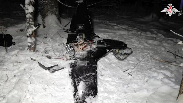 ロシア「プーチン氏公邸狙ったドローン」残骸公表　ウクライナは否定