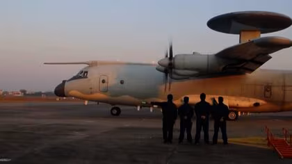 台湾周辺で48時間に中国軍用機のべ207機確認&hellip;うち125機が台湾海峡中間線越える　&ldquo;無人機撮影&rdquo;「台北101」動画に台湾国防部「典型的な情報戦」