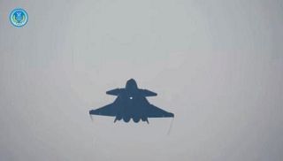 台湾、中国軍の２０７機確認　演習「中間線」越えも多数