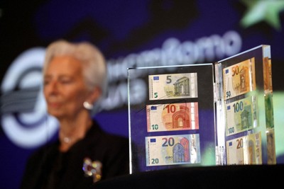 ブルガリア、ユーロを導入　加盟21カ国に　経済成長に期待