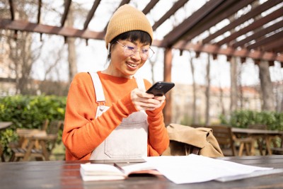 今年こそ外国語習得！　三日坊主にならない学習法とは？