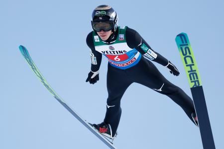 二階堂蓮４位、小林陵侑５位　ジャンプ週間第２戦