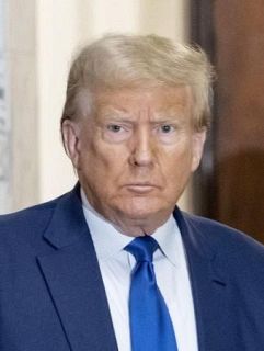 １週間前、電話で「投降」要求　トランプ氏、ベネズエラ大統領に