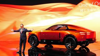 国内新車販売、3.3%増の456万台 : ダイハツが認証不正の反動増、日産は低迷