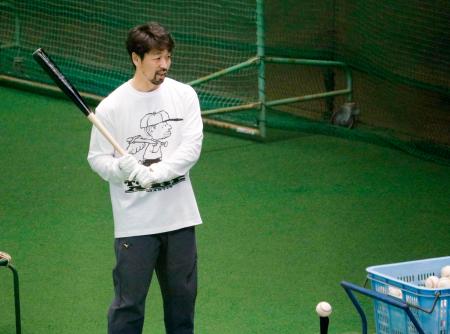 中日・阿部寿樹「懐かしさある」　４季ぶり古巣復帰、本格始動