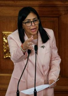 マドゥロ氏右腕、政権守る「虎」　正式就任のロドリゲス暫定大統領