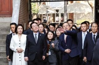韓国大統領が抗日史跡を訪問　李氏、歴史巡る発言続く