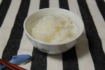 スーパーのコメ平均価格は5キロ4416円　過去最高値を更新