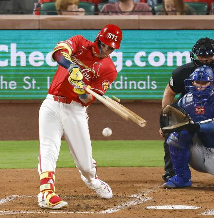 ヌートバー、年俸調停を回避　大リーグ、アロザレーナらも合意