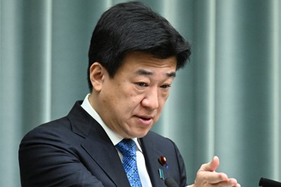 官房長官「状況を注視」　中国での日本酒通関遅延受け