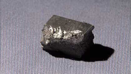 中国がレアアース輸出制限開始か　「日本向け申請停止」米紙報道