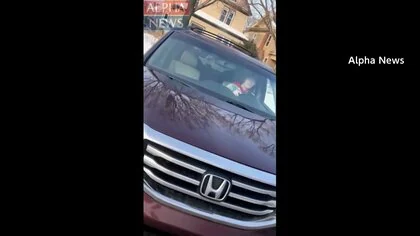 ICE職員が発砲までの様子を自ら撮影&hellip;バンス副大統領が映像引用し擁護　発砲動画流出で正当性めぐり論争激化　ミネソタ州女性射殺事件