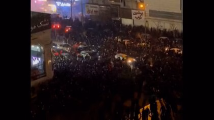 物価高騰へのイラン抗議デモは全国31の州に拡大　デモ隊と治安部隊合わせて少なくとも65人が死亡し2300人以上が拘束