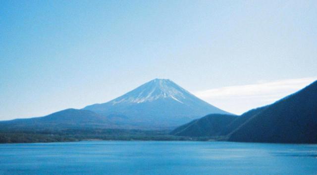 旅先で得た「生の感覚」を言葉に　スマホを置いて気づいた記者の原点