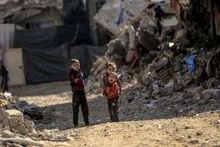 停戦後２５００棟破壊か　イスラエル、ガザ再建逆行