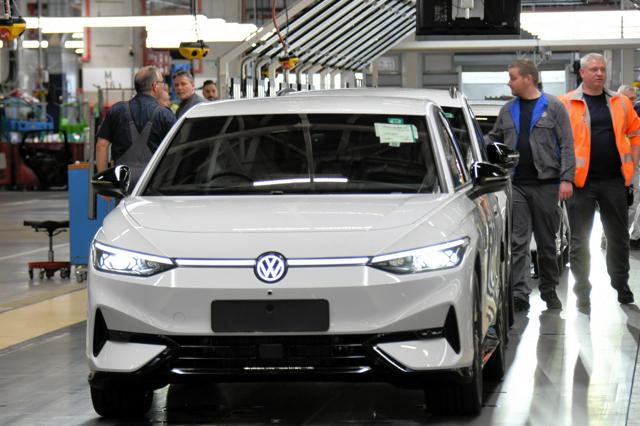 トヨタが6年連続首位　25年の世界販売　VWは米中での苦戦で微減