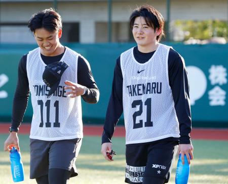 竹丸和幸、第一歩に胸躍らせる　巨人、新人合同自主トレを開始