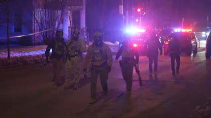 ICE職員がまた銃撃　不法移民取り締まり中にベネズエラ男性に抵抗され脚に発砲　容体不明　アメリカ・ミネソタ州