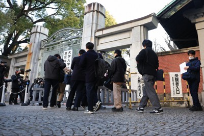 大学入学共通テスト始まる　緊張の受験生「受験票を3度確認」