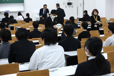 「努力の成果、出し切りたい」　大学入学共通テスト始まる