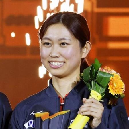 卓球、佐藤瞳は準優勝　決勝でマカオ選手に逆転負け