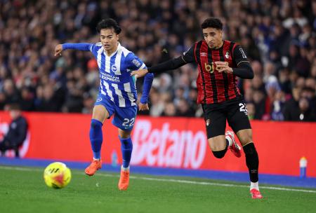 三笘フル出場で通算１００試合　サッカーのプレミアリーグ