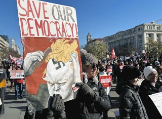 「独裁者はいらない」アメリカ各地で反トランプ政権デモ&hellip;一方で強固な支持層も　保守とリベラルの分断が加速