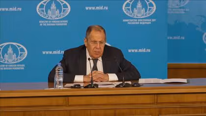 ロシア ラブロフ外相　日本の「非核の地位」見直し論に警戒