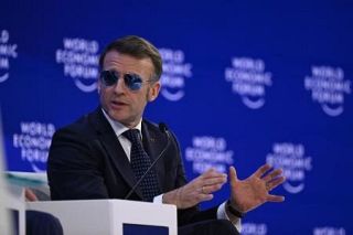 フランス大統領、対米報復示唆　主権に圧力「容認できず」