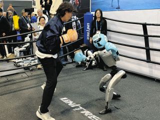 最先端テクノロジーが集まるCESで記者が見た「変調」　トランプ政権の中国排除と鎖国政策の先には