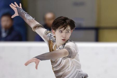 フィギュア男子、中田Ｖ２　全国高校スケート第４日