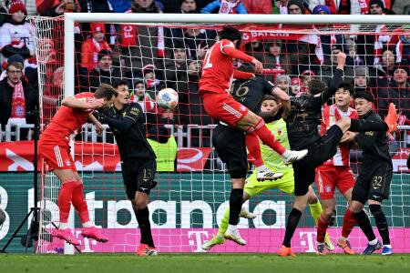 伊藤洋輝が今季初ゴール　塩貝デビュー、ドイツ１部