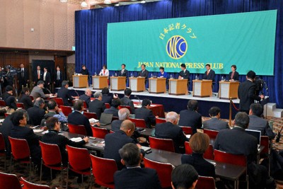 ＜1分で解説＞消費減税の財源・時期・外食への打撃対策は　党首討論