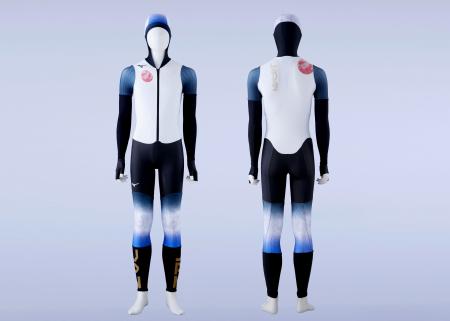 「情熱の青」で空気抵抗３％減　スピードスケートの五輪スーツ