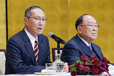 キヤノン社長に小川副社長が昇格　御手洗氏は会長兼CEOに