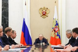 ロシアの軍事製品輸出、２兆円超　昨年、３０カ国以上に供給