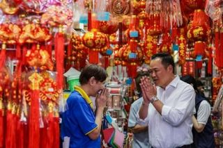 国際詐欺組織、タイ総選挙で争点　下院、一部政治家に関与疑惑