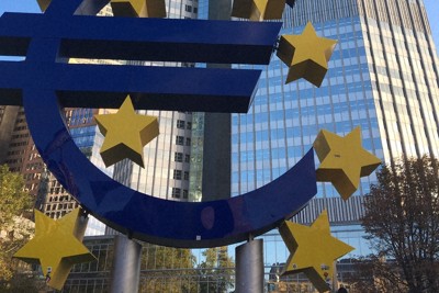 ECB定例理事会、金利据え置きを決定　欧州経済の様子見続ける