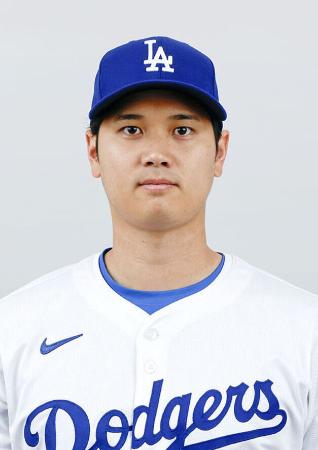 大谷、キャンプ地で自主練　キャッチボールで汗