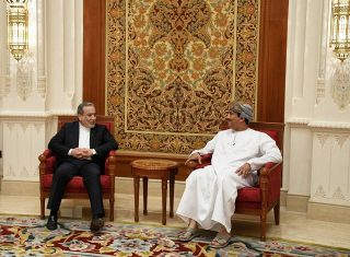 米国とイランがオマーンで核協議　８カ月半ぶり、軍事的緊張緩和か