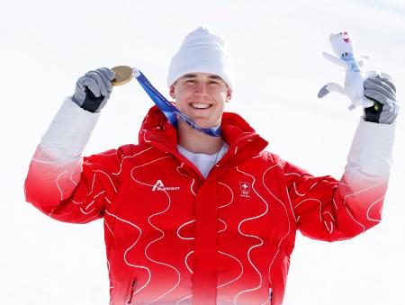 スイス・フォンアルメン金第１号　アルペンスキー・７日