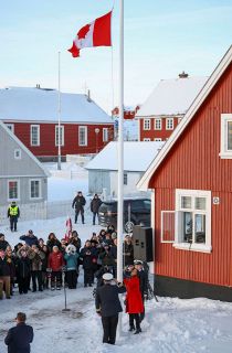 加仏、グリーンランドに領事館　トランプ氏をけん制