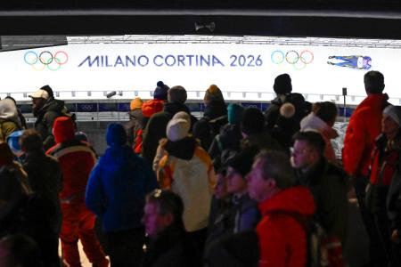 新設そり会場、競技開始で歓声　国際リュージュ連盟は評価