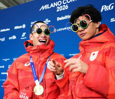 金銀銅ラッシュに感動、雪山沸く　日の丸手に声援「おめでとう」