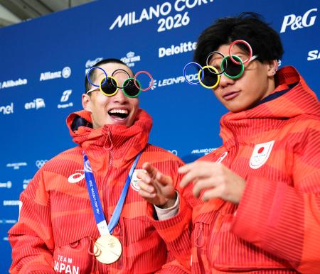 金銀銅ラッシュに感動、雪山沸く　日の丸手に声援「おめでとう」